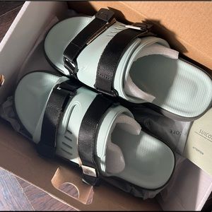 Suicoke Zurich Sandals - Brand new never worn